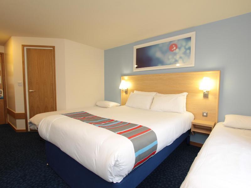 Travelodge Carlisle Todhills Экстерьер фото