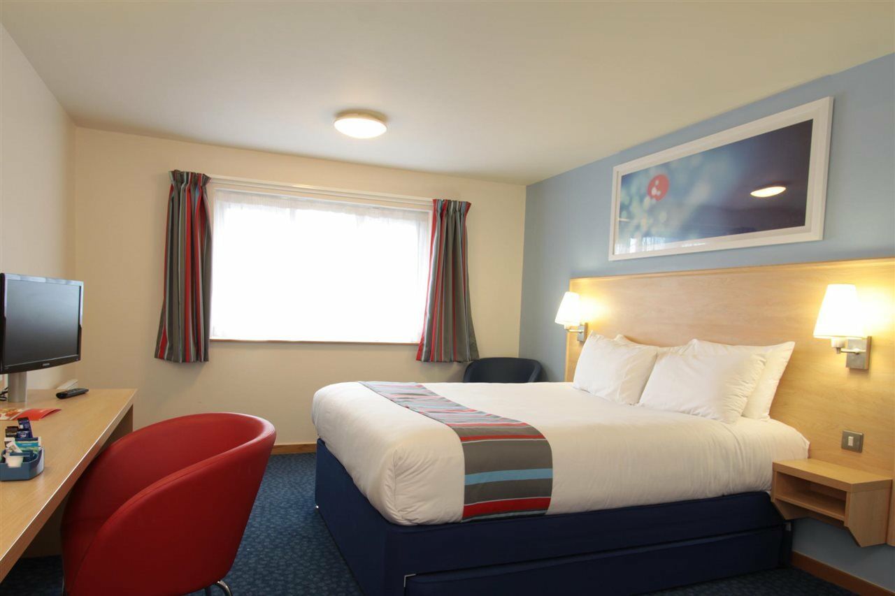 Travelodge Carlisle Todhills Экстерьер фото